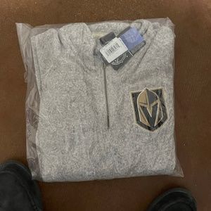 NWT Men's Vegas Golden Knights adidas Gray Team Logo Quarter-Zip Pullover Jacket